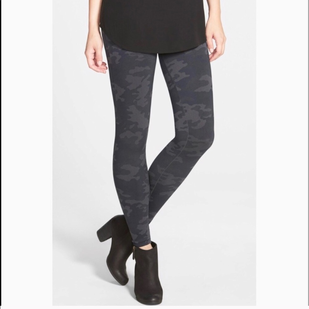 Spanx Look At Me Now Leggings